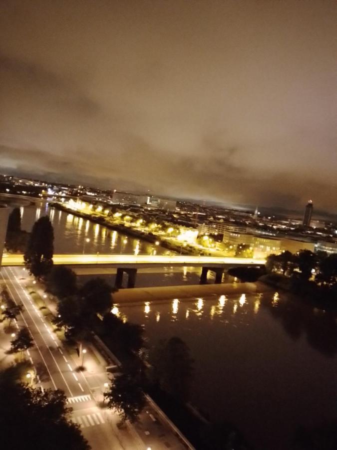 Appartement Standing Vue Panoramique Sur Nantes Exterior foto