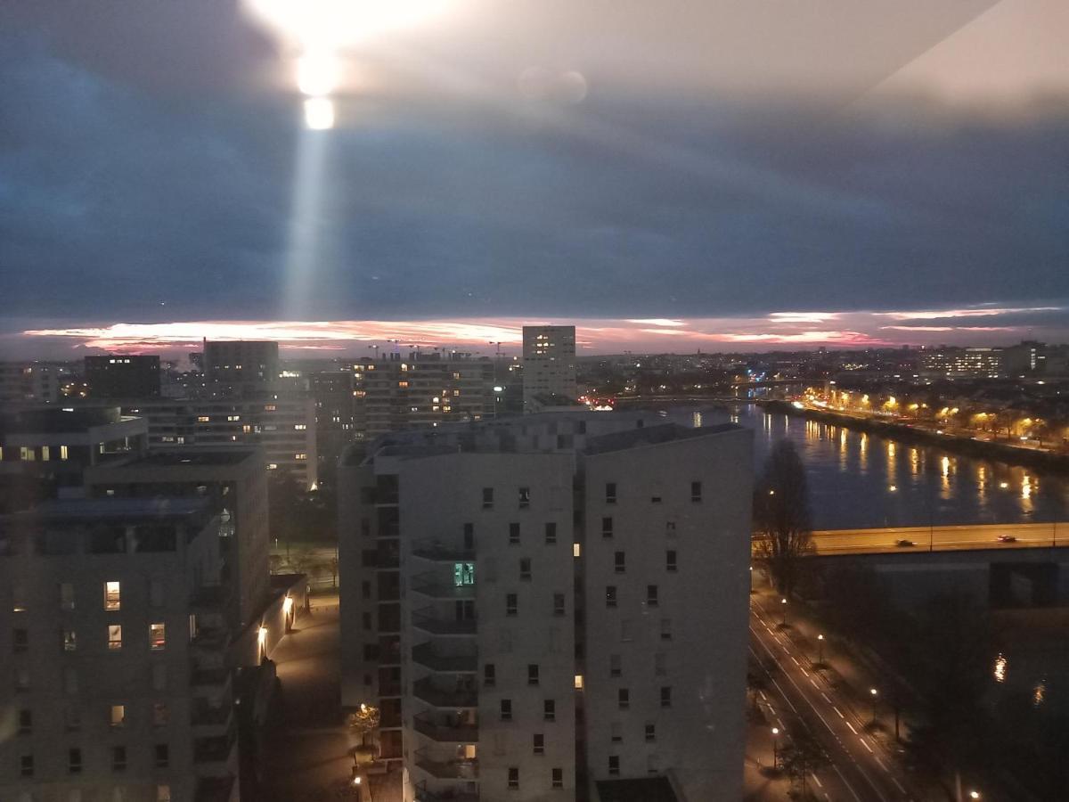 Appartement Standing Vue Panoramique Sur Nantes Exterior foto